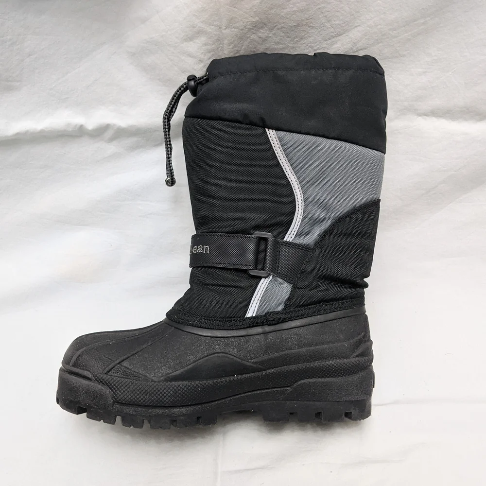 L.L. Bean Unisex Northwoods Insulated Snow Boots Size 2